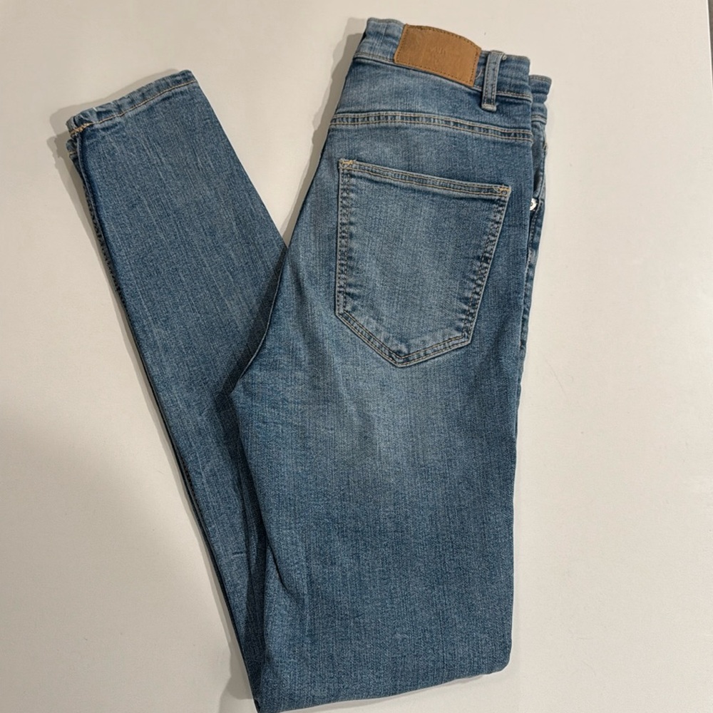 Zara skinny jeans - size 2